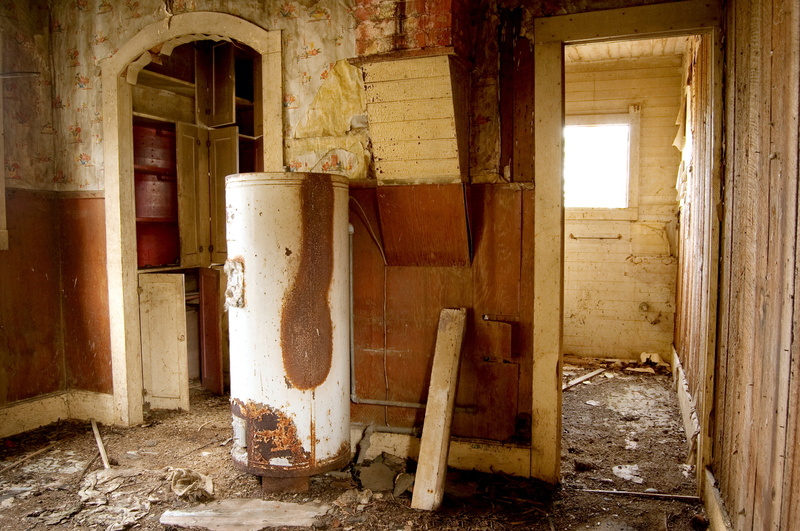 Corrosion Vs Your Water Heater What You Need To Know Saddleback Plumbing Proudly Serving 